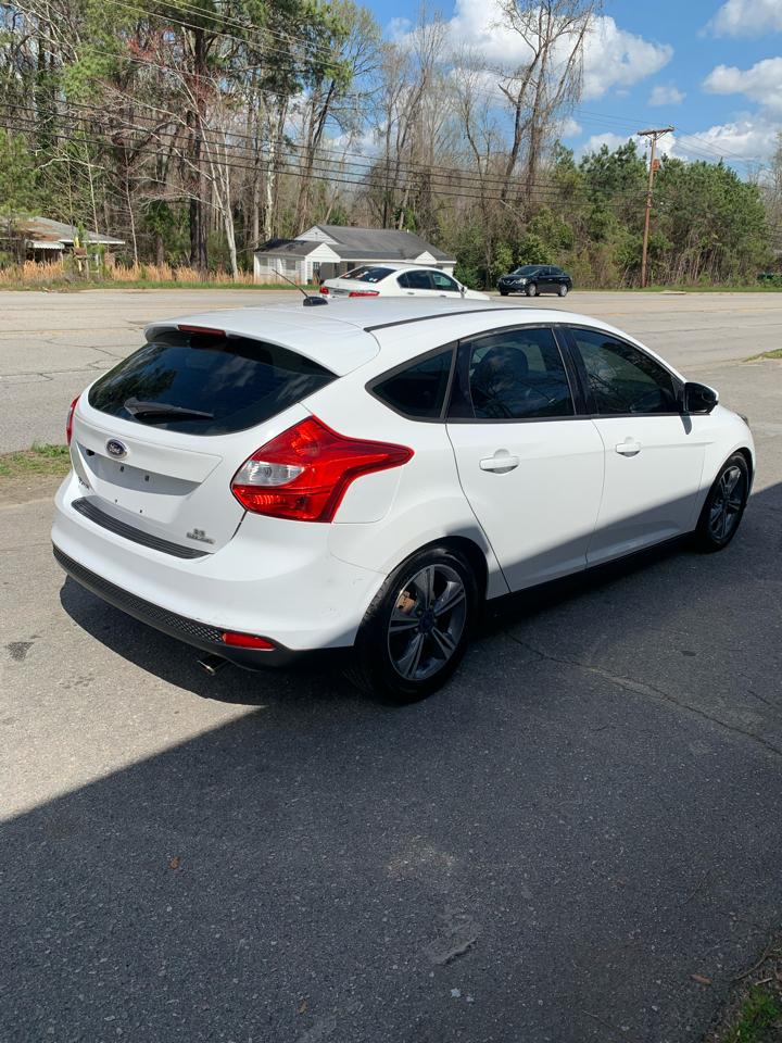 Ford Focus 5dr HB SE 2014