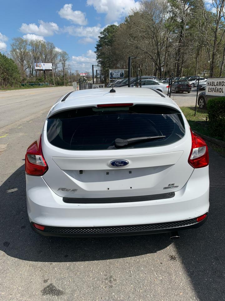 Ford Focus 5dr HB SE 2014