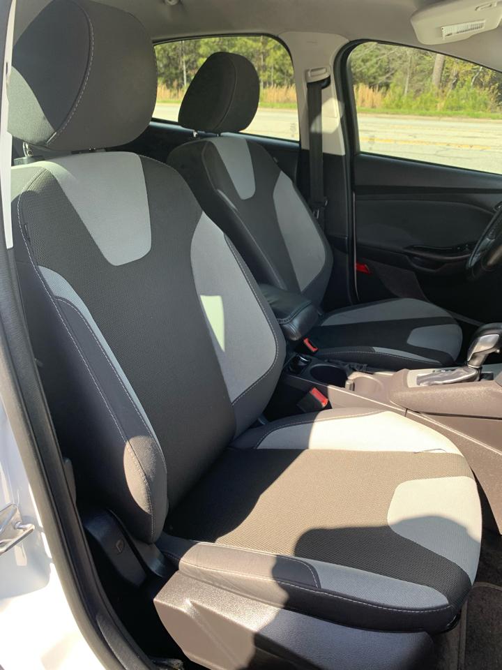 Ford Focus 5dr HB SE 2014