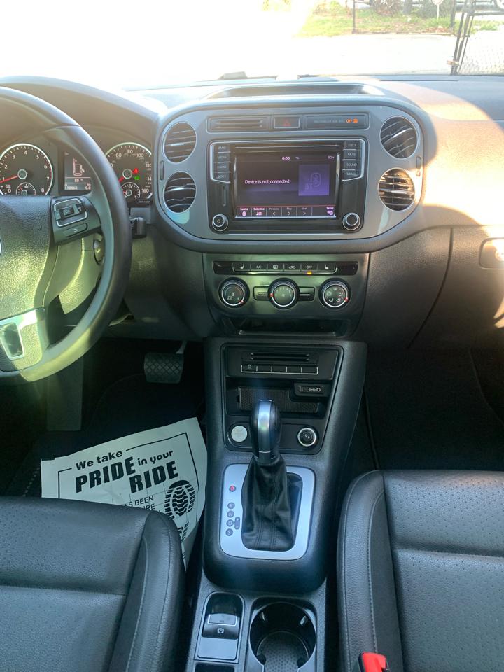 Volkswagen Tiguan 2.0T Wolfsburg Edition FWD 2017