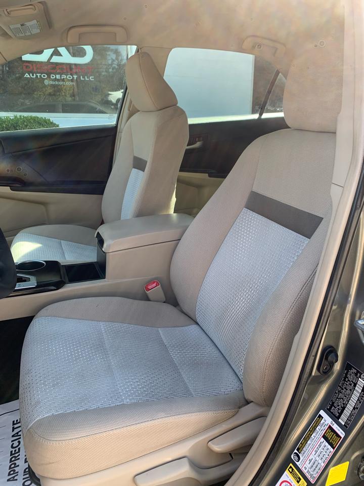 Toyota Camry 4dr Sdn I4 Auto SE Sport Limited Edition (Natl) 2012