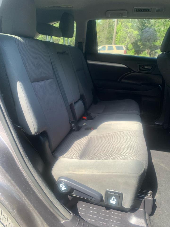 Toyota Highlander LE V6 FWD (Natl) 2018