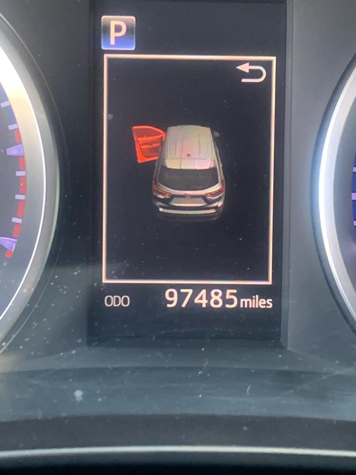 Toyota Highlander LE V6 FWD (Natl) 2018