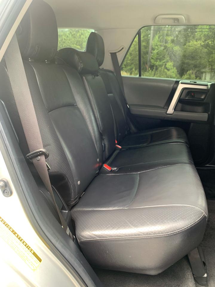 Toyota 4Runner RWD 4dr V6 Limited (Natl) 2013