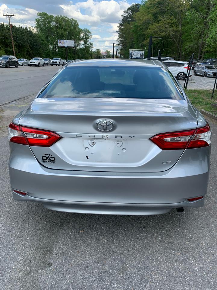 Toyota Camry LE Auto (Natl) 2018