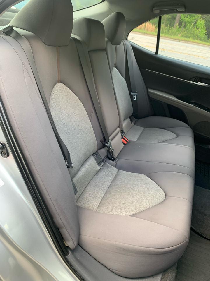 Toyota Camry LE Auto (Natl) 2018