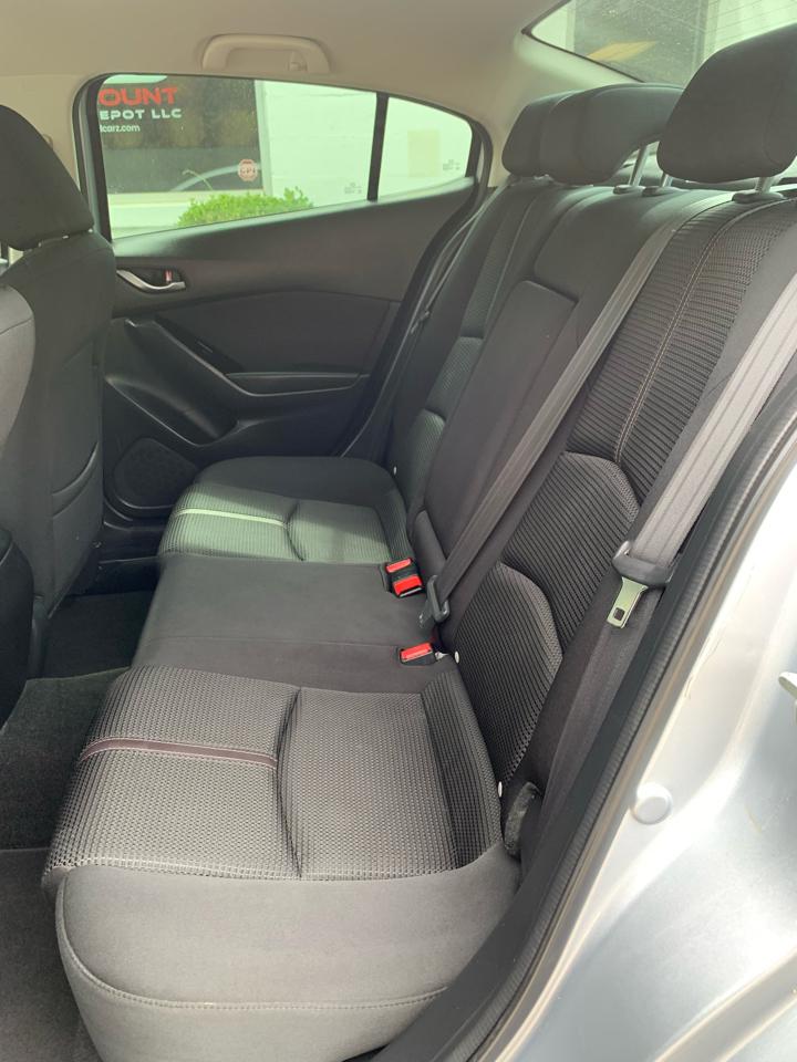 Mazda Mazda3 4-Door Sport Auto 2017