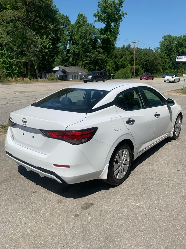 Nissan Sentra S CVT 2024