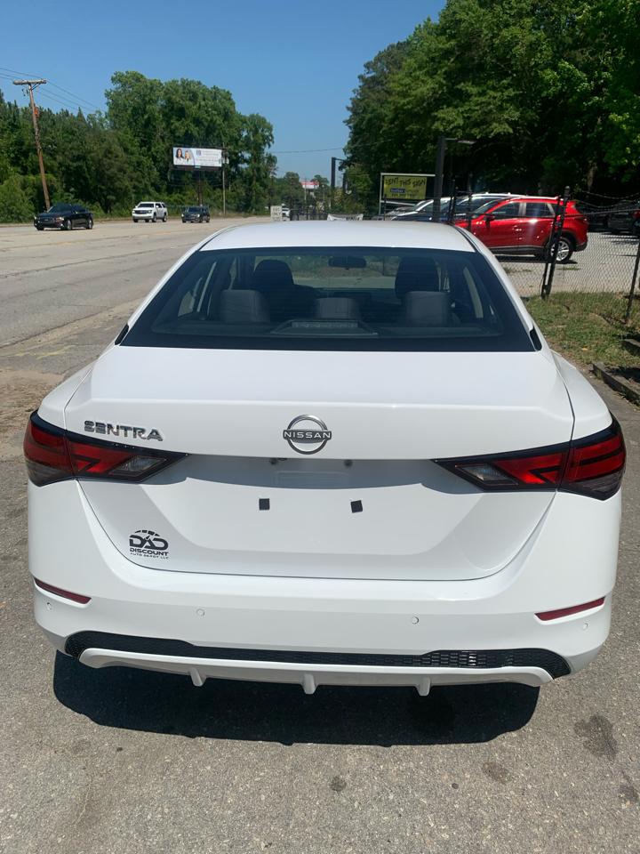 Nissan Sentra S CVT 2024