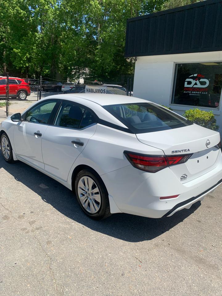 Nissan Sentra S CVT 2024