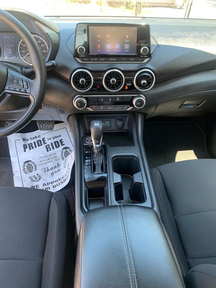 Nissan Sentra S CVT 2024