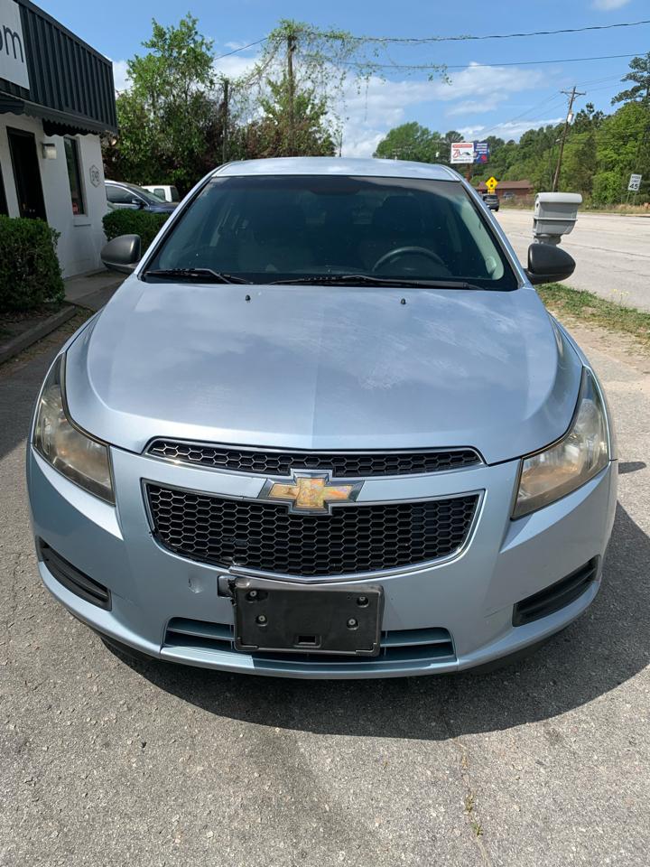 Chevrolet Cruze 4dr Sdn LS 2011