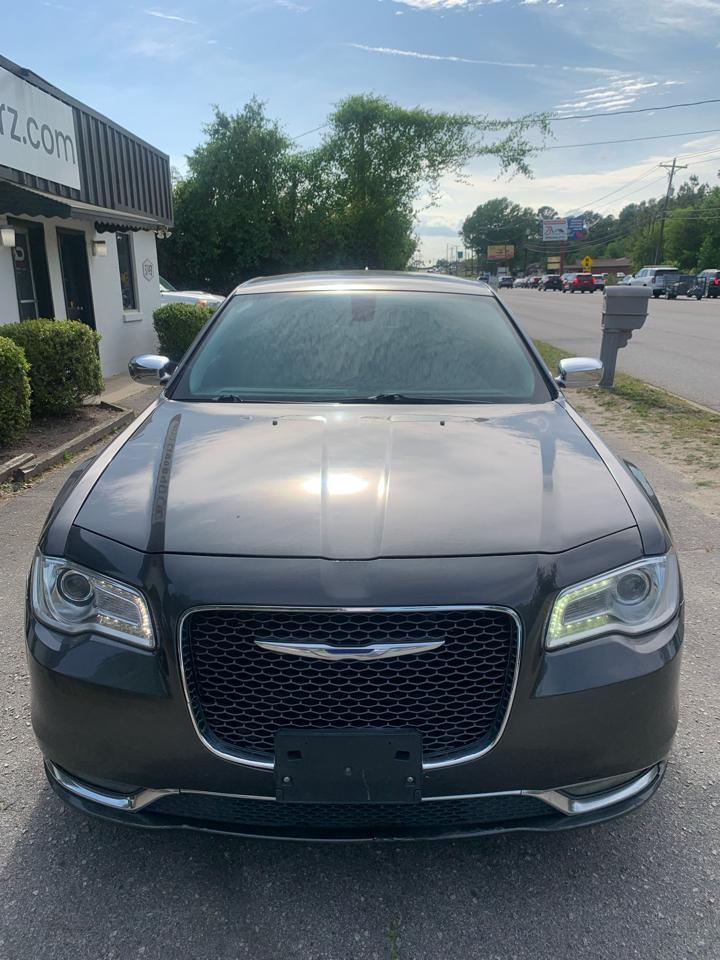 Chrysler 300 Limited RWD 2018