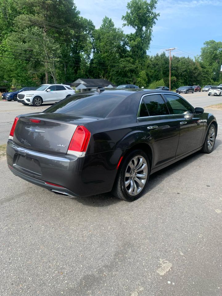 Chrysler 300 Limited RWD 2018