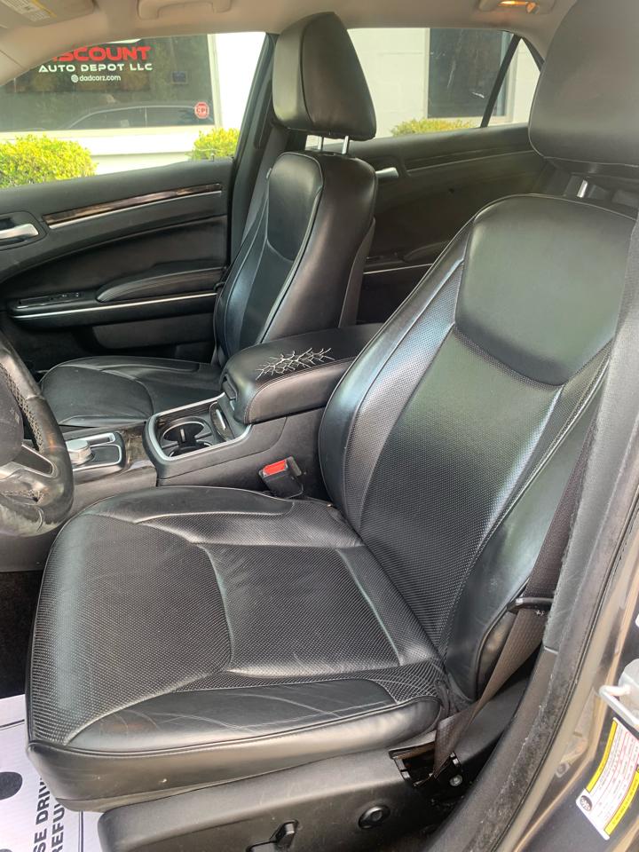 Chrysler 300 Limited RWD 2018