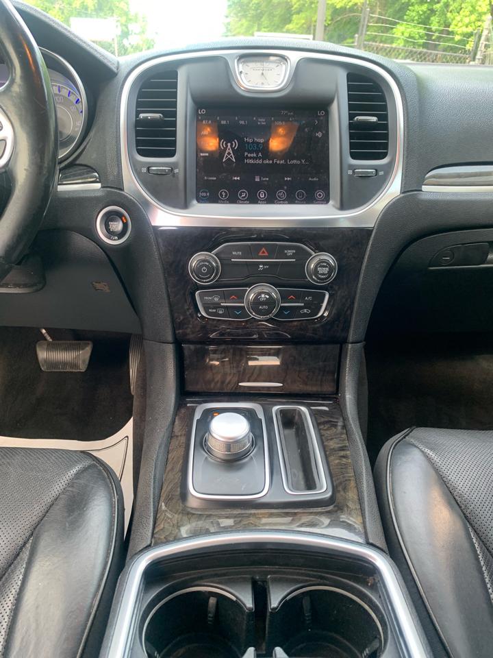 Chrysler 300 Limited RWD 2018