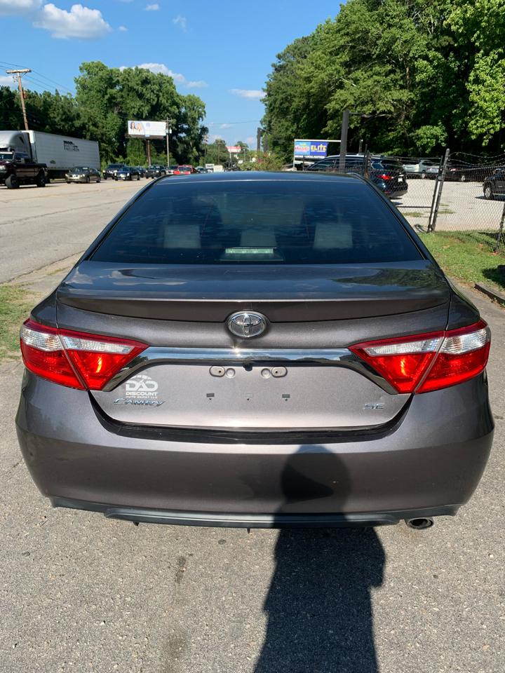 Toyota Camry 4dr Sdn I4 Auto XLE (Natl) 2015
