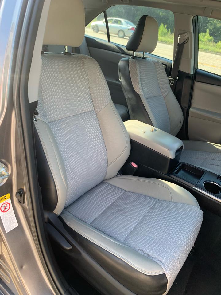 Toyota Camry 4dr Sdn I4 Auto XLE (Natl) 2015