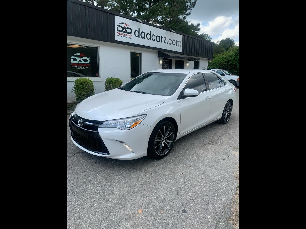 2015 Toyota Camry 4dr Sdn I4 Auto XLE (Natl)