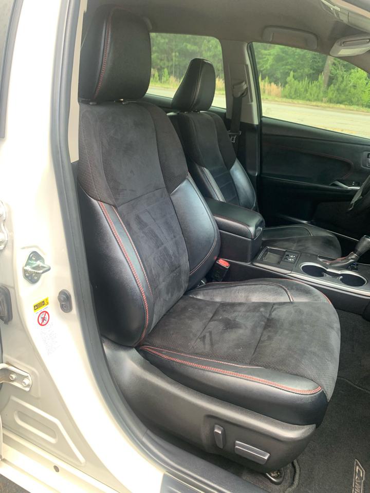 Toyota Camry 4dr Sdn I4 Auto XLE (Natl) 2015