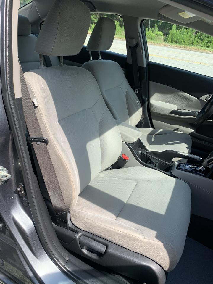Honda Civic Sdn 4dr Auto LX 2013