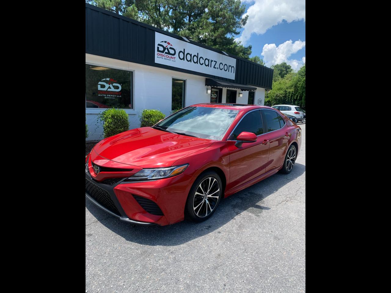 2020 Toyota Camry SE Auto (Natl)