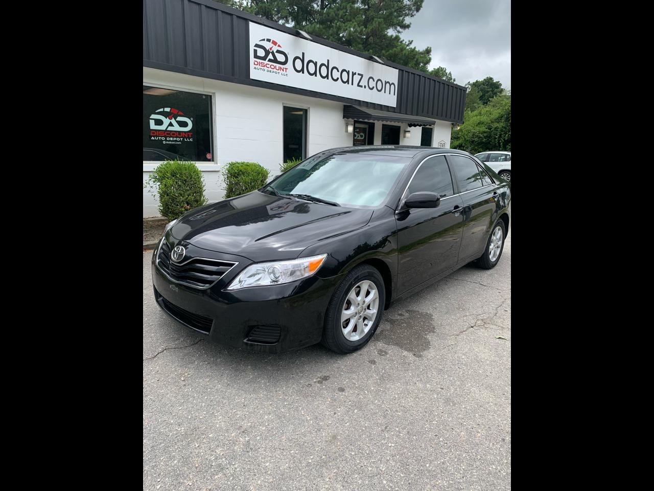 Toyota Camry 4dr Sdn I4 Man LE (Natl) 2011