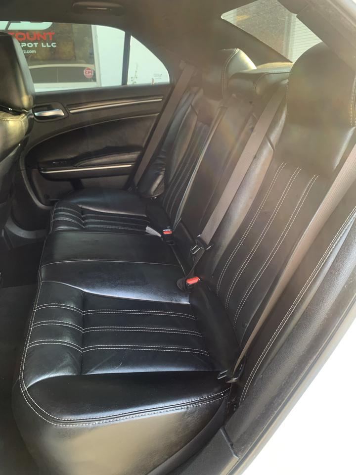 Chrysler 300 300S AWD 2019