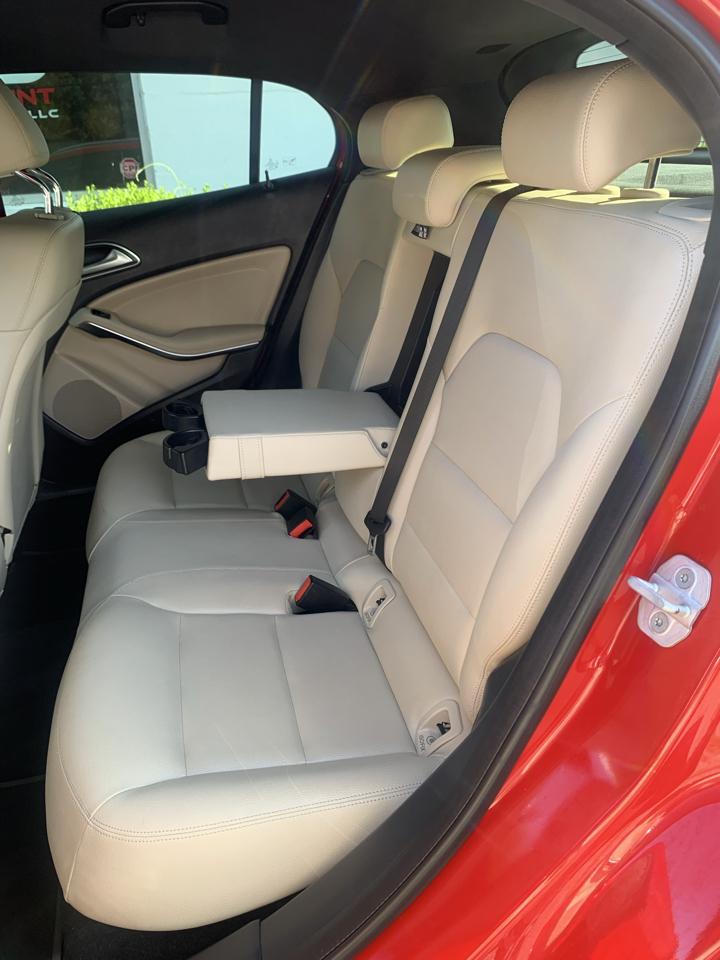 Mercedes-Benz GLA FWD 4dr GLA 250 2016