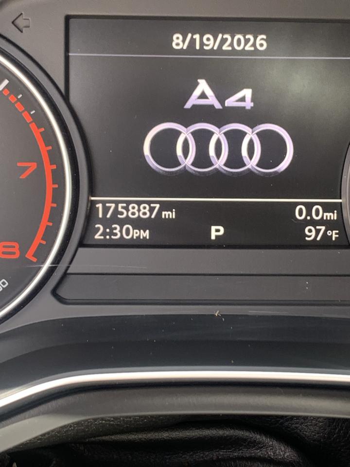 Audi A4 2.0 TFSI Auto ultra Premium FWD 2017