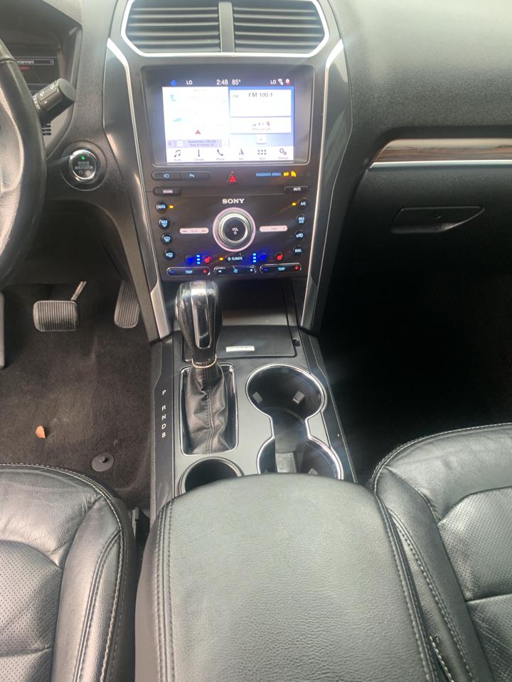 Ford Explorer Limited FWD 2019