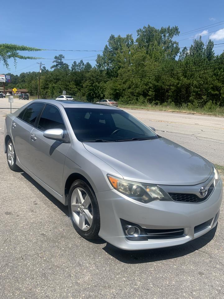 Toyota Camry 2014.5 4dr Sdn I4 Auto SE Sport (Natl) 2014