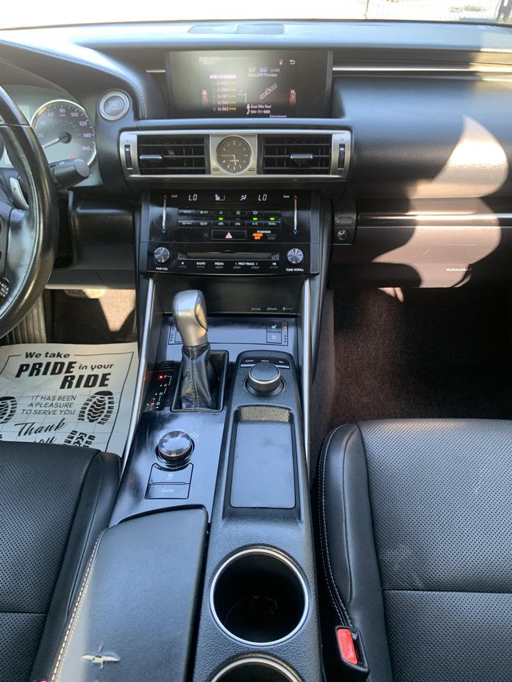 Lexus IS 250 4dr Sport Sdn Auto RWD 2014