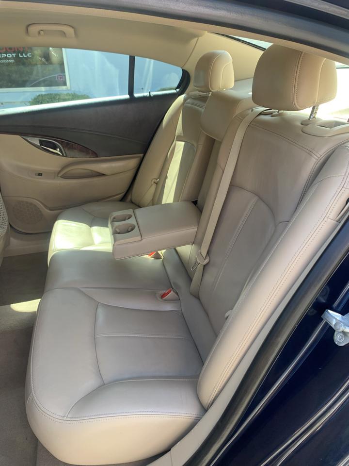 Buick LaCrosse 4dr Sdn Leather FWD 2012