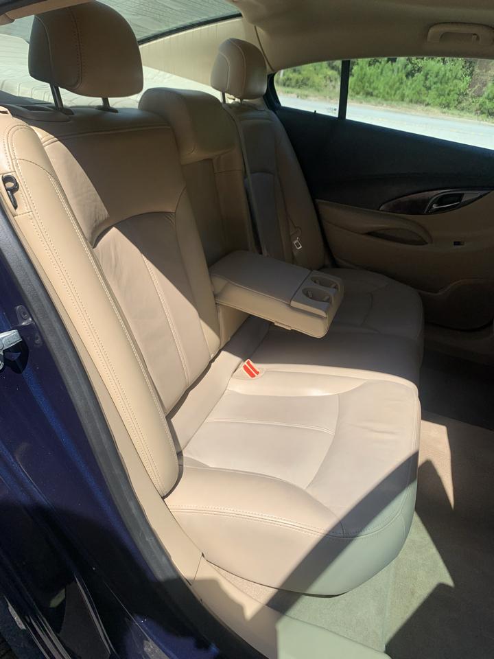 Buick LaCrosse 4dr Sdn Leather FWD 2012