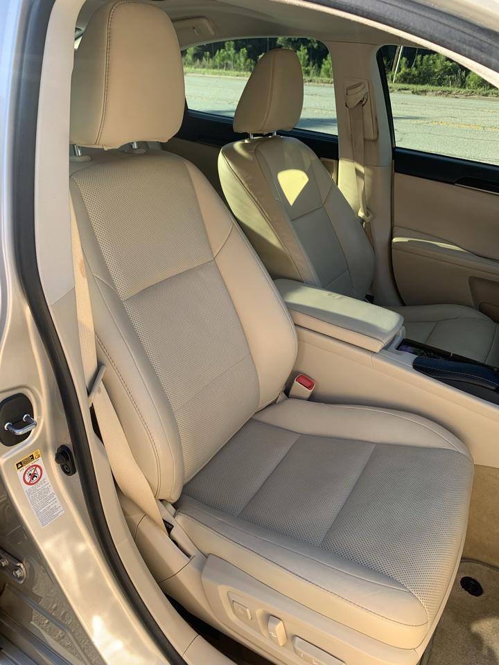 Lexus ES 350 4dr Sdn 2013