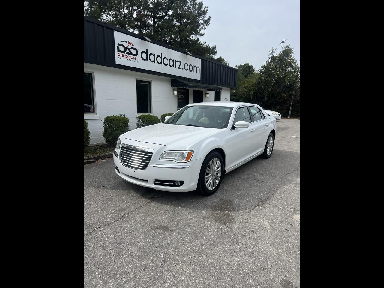 2013 Chrysler 300 4dr Sdn AWD
