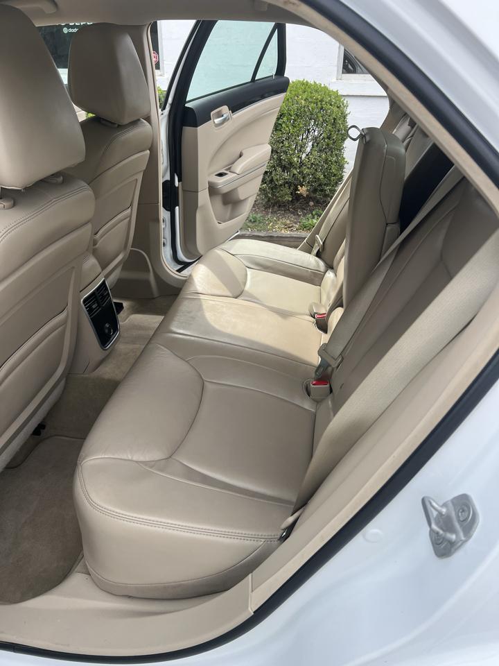 Chrysler 300 4dr Sdn AWD 2013
