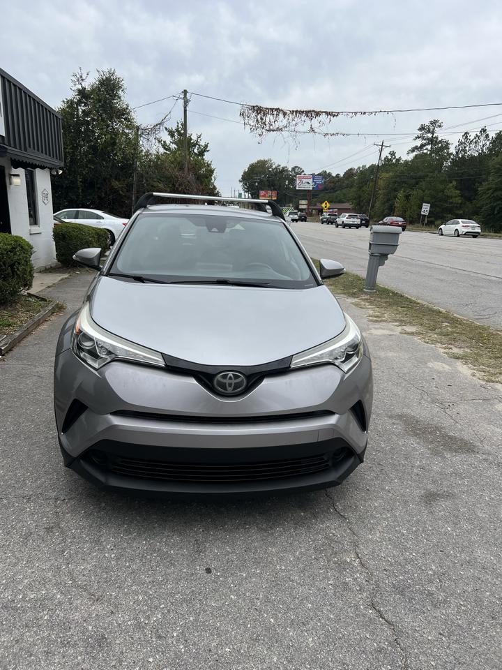 Toyota C-HR XLE FWD (Natl) 2018
