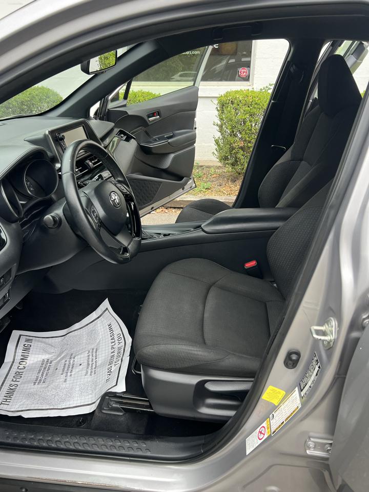 Toyota C-HR XLE FWD (Natl) 2018