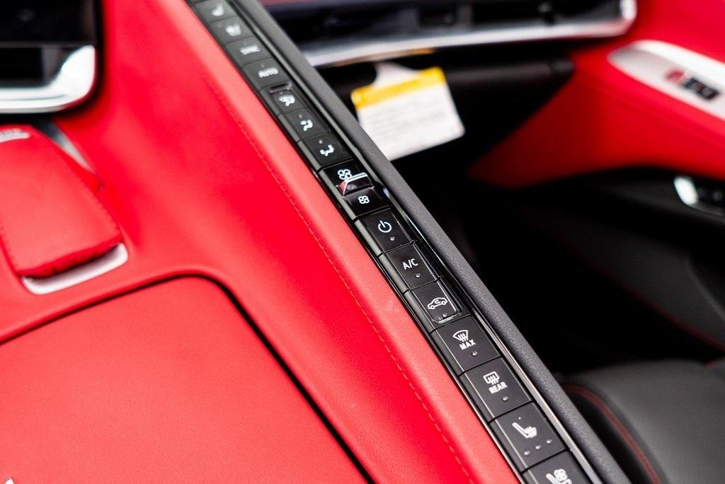 Chevrolet Corvette 2LT Convertible 2021