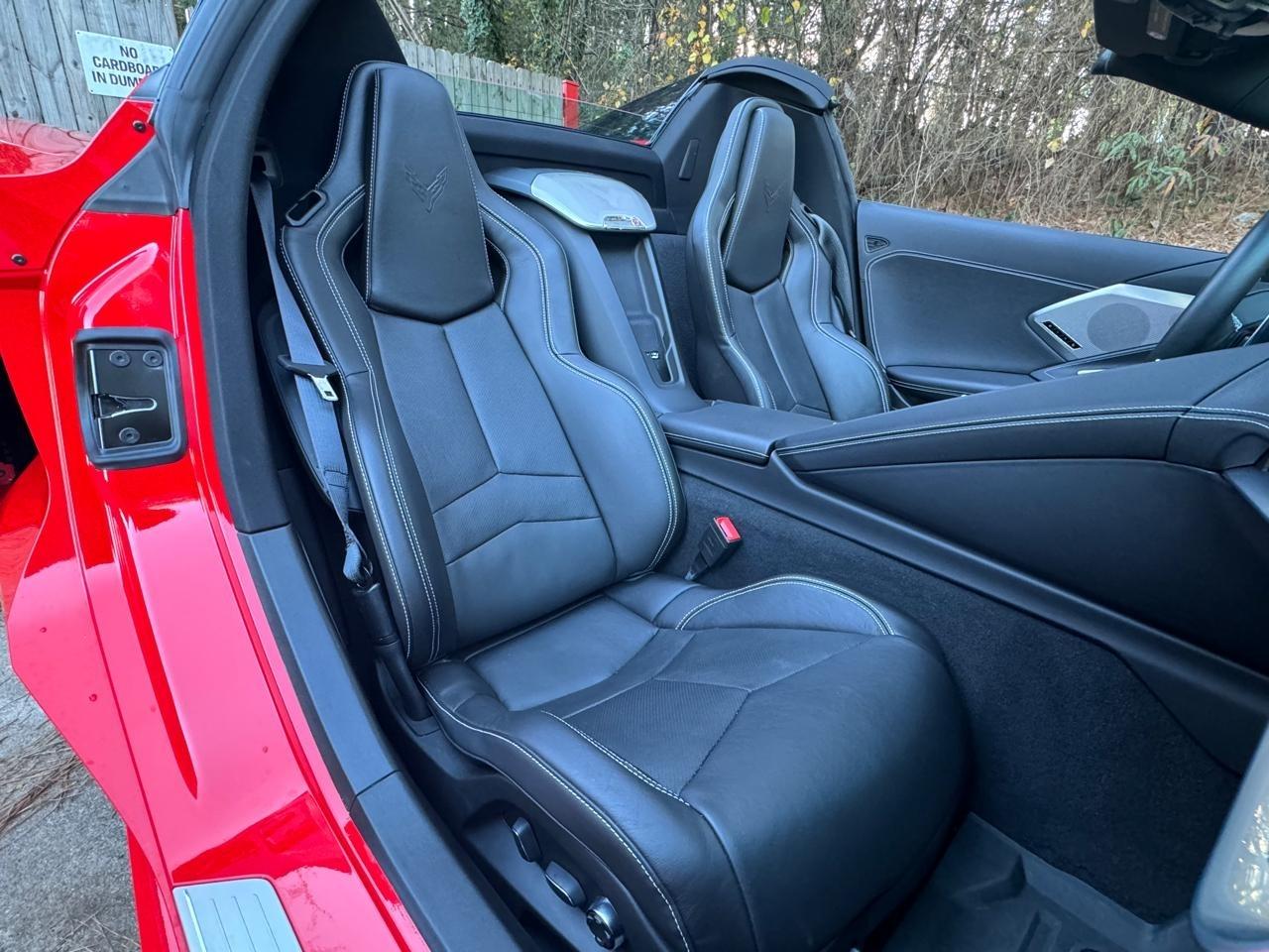 Chevrolet Corvette 2LT Convertible 2021