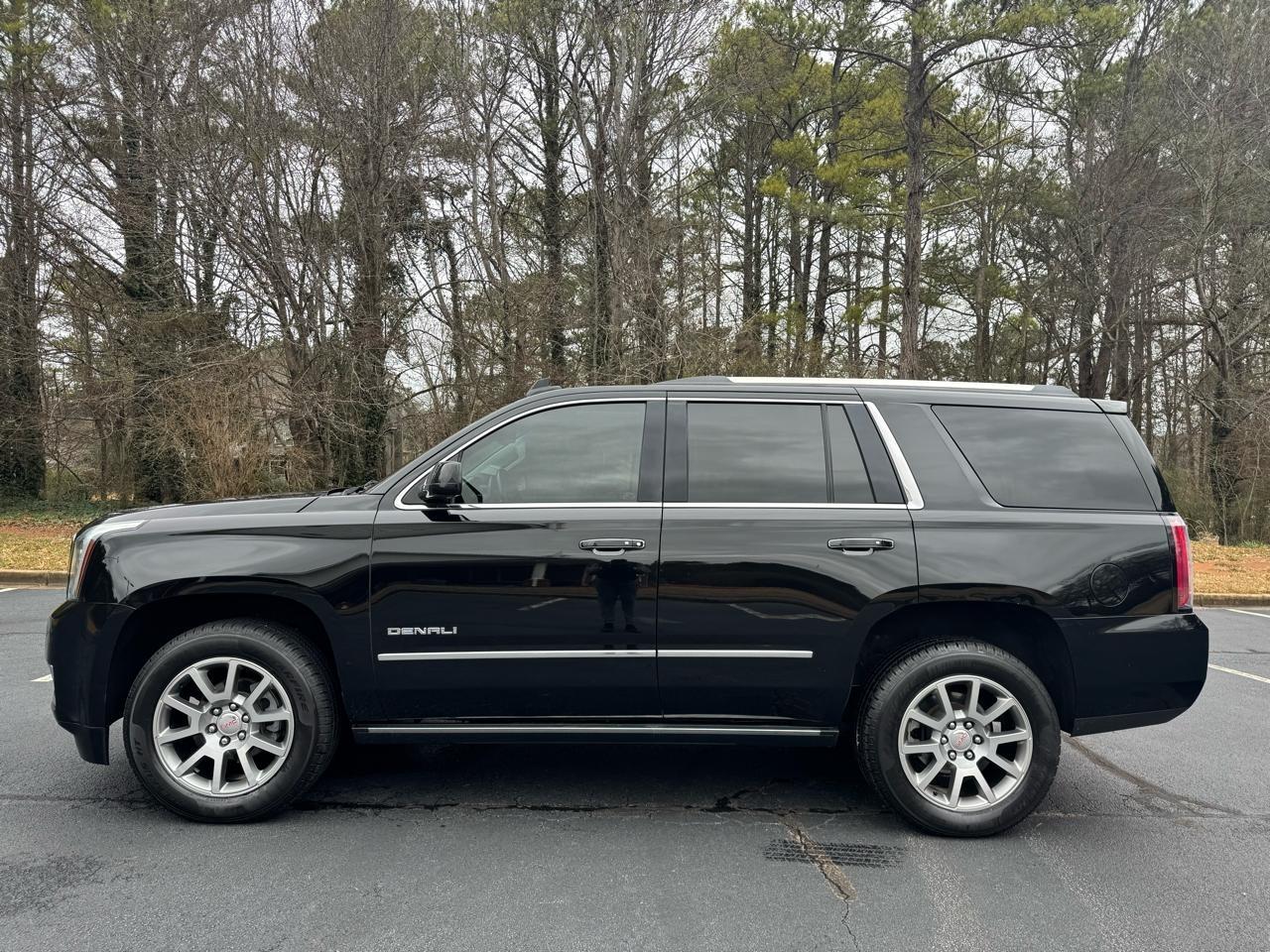 GMC Yukon Denali 4WD 2018
