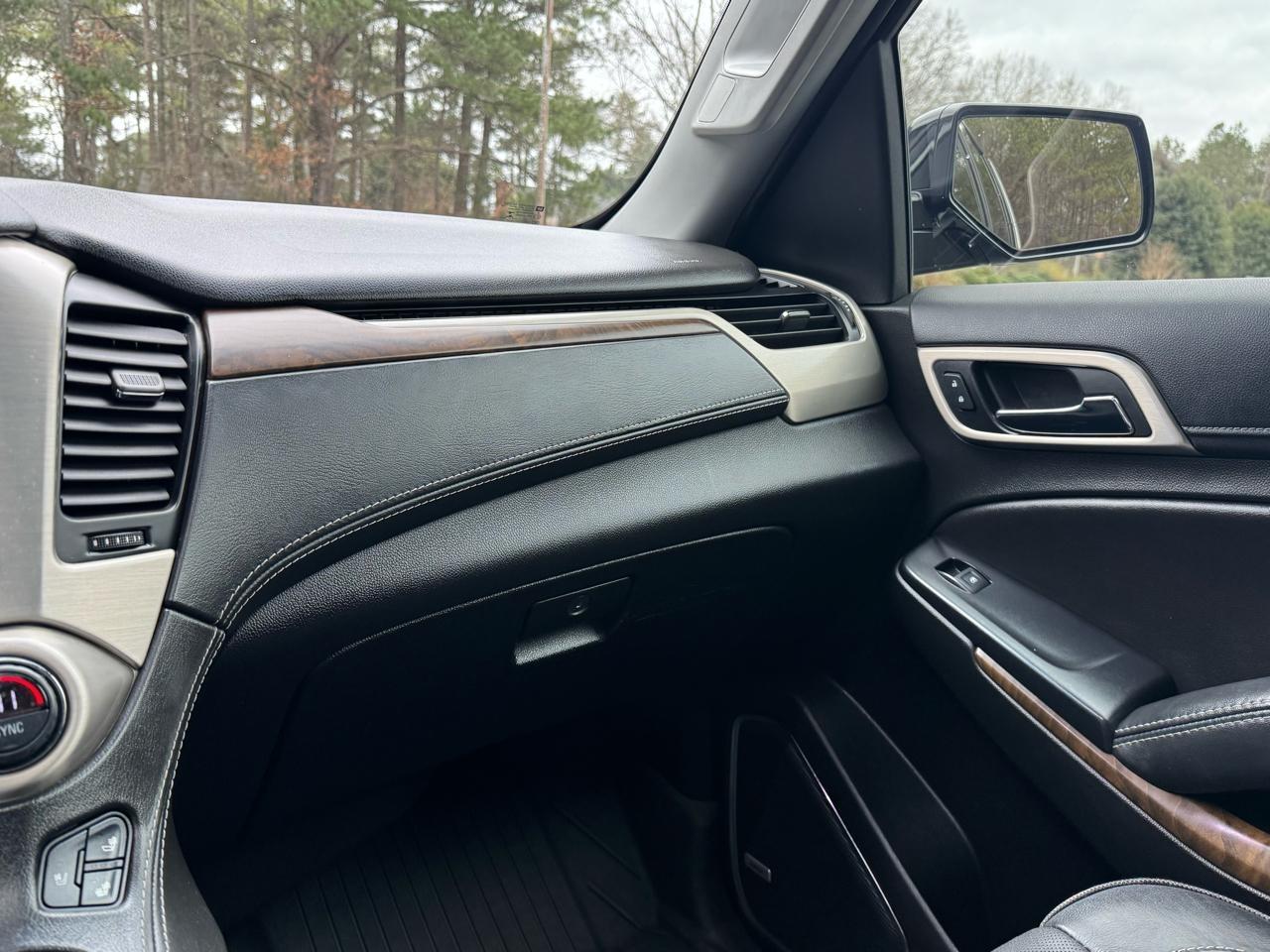 GMC Yukon Denali 4WD 2018