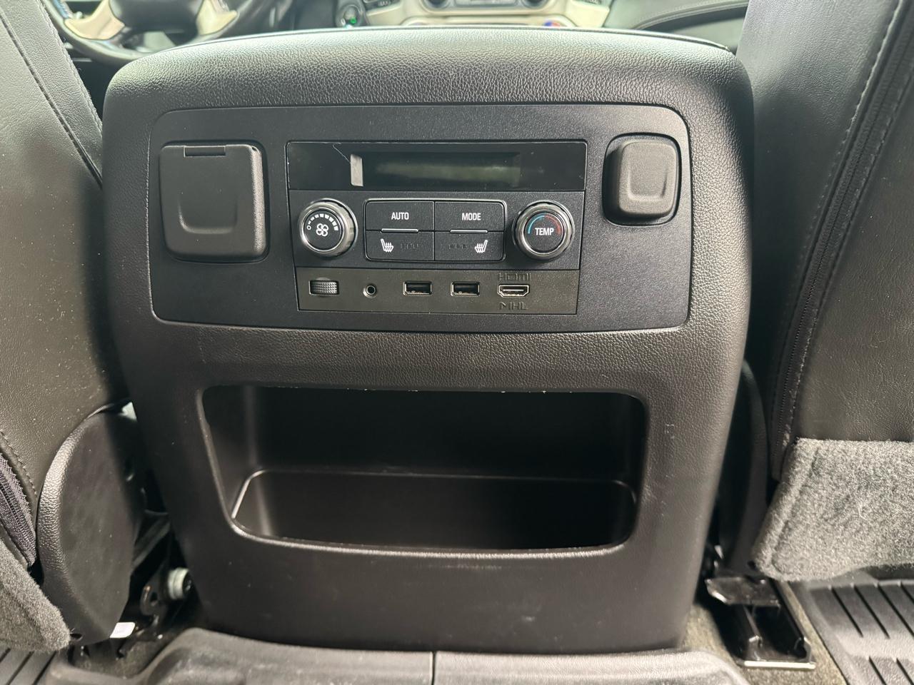 GMC Yukon Denali 4WD 2018