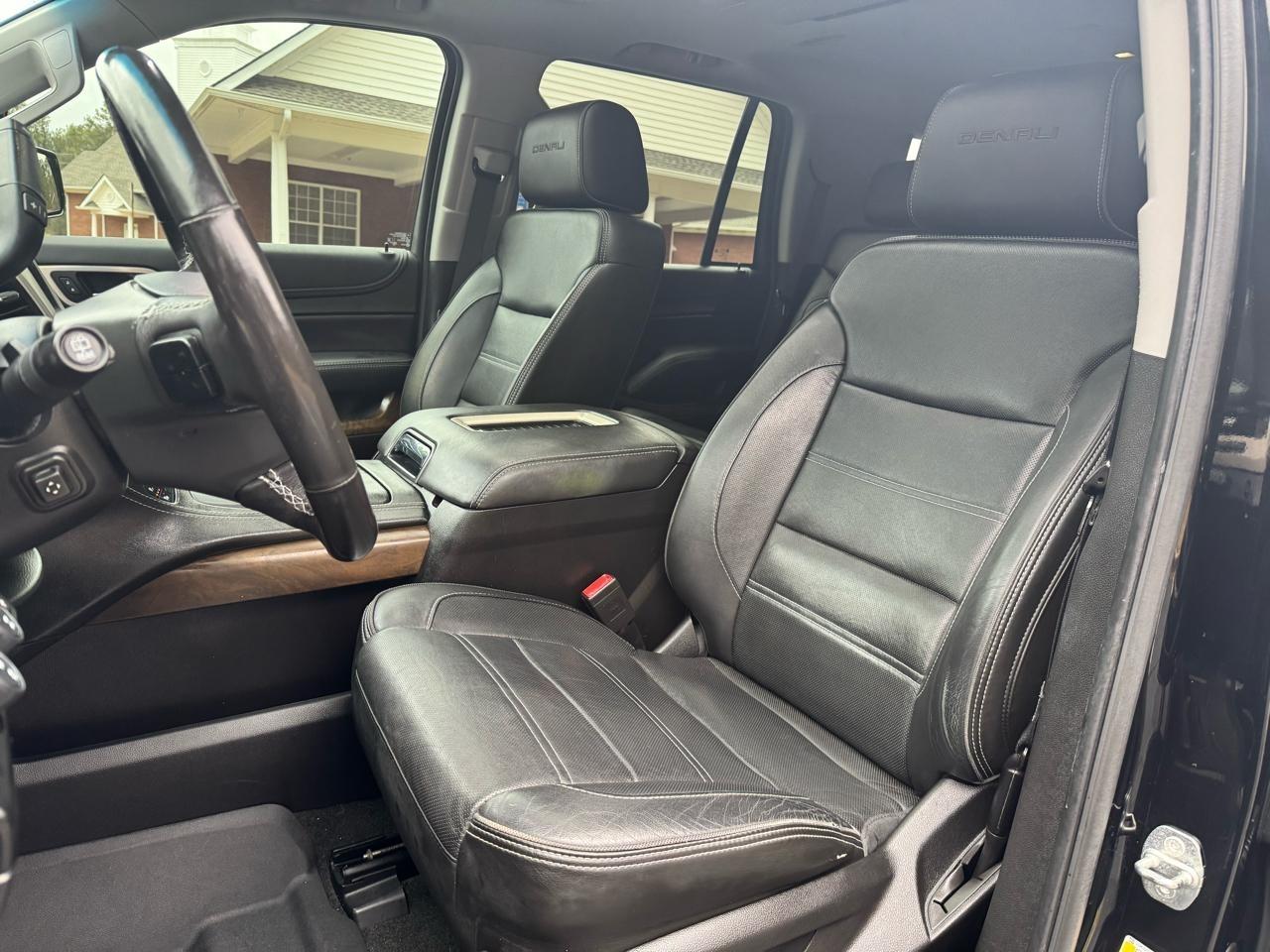 GMC Yukon Denali 4WD 2018