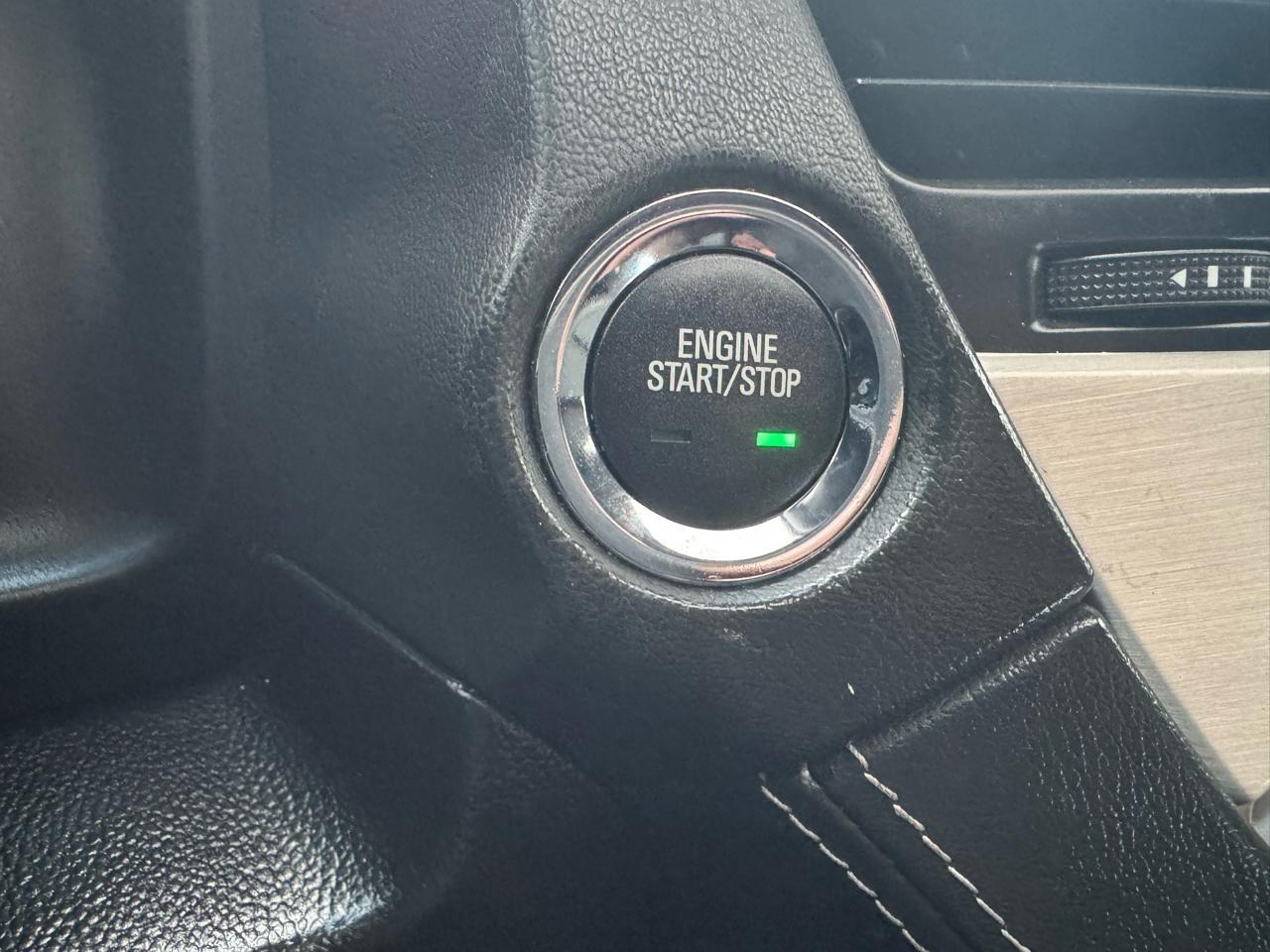 GMC Yukon Denali 4WD 2018