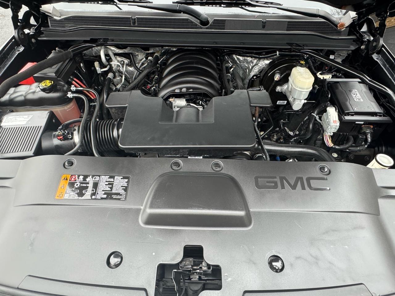 GMC Yukon Denali 4WD 2018