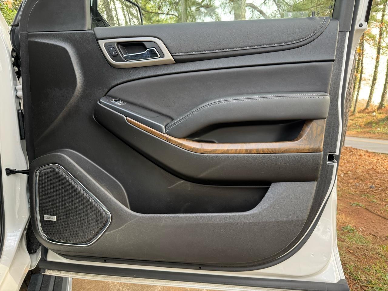 GMC Yukon Denali 4WD 2019