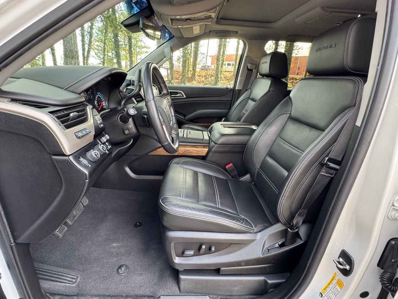 GMC Yukon Denali 4WD 2019